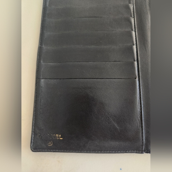 Chanel Black Caviar Continental Wallet With Kiss Lock Coin Purse. - Picture 6 of 14